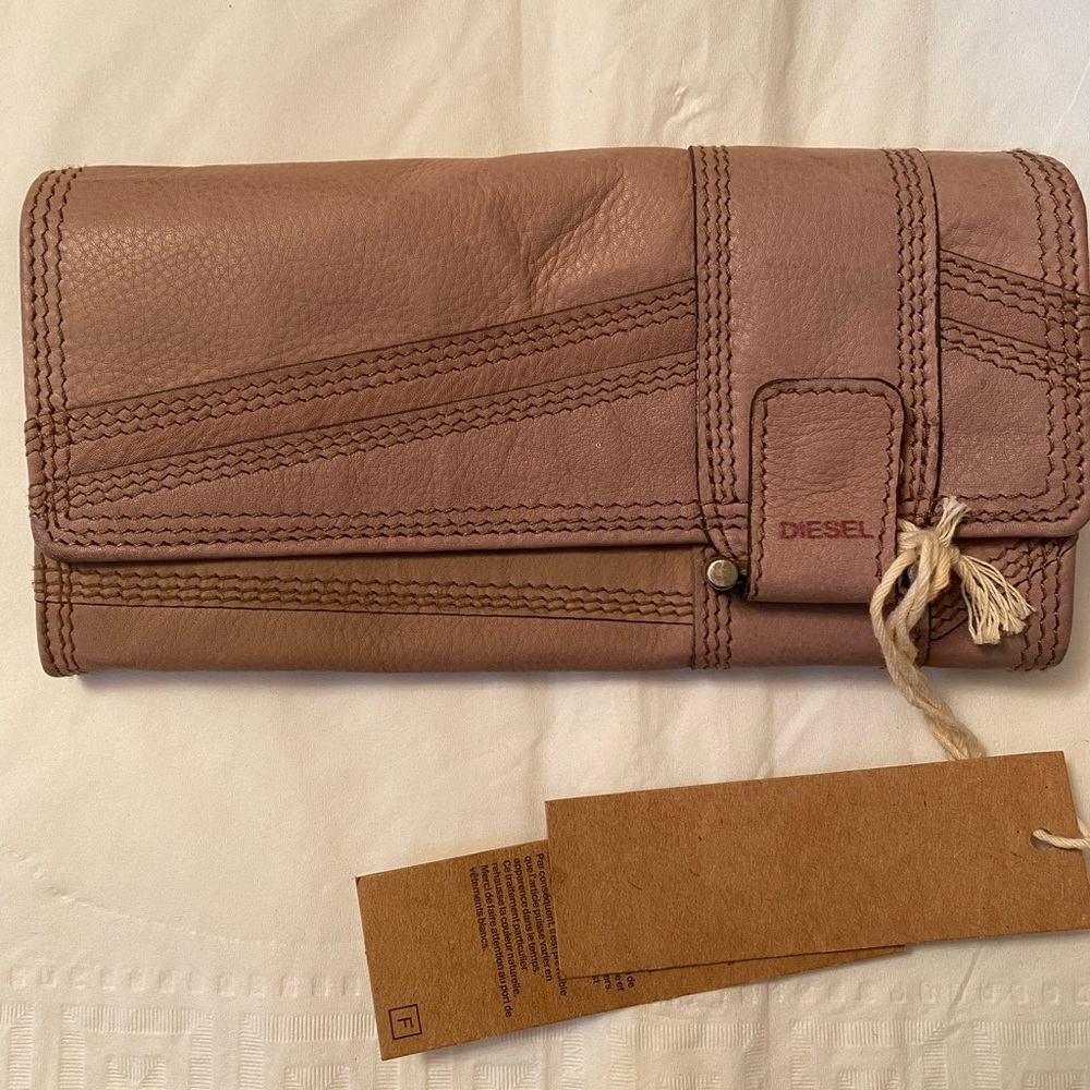Diesel wallet